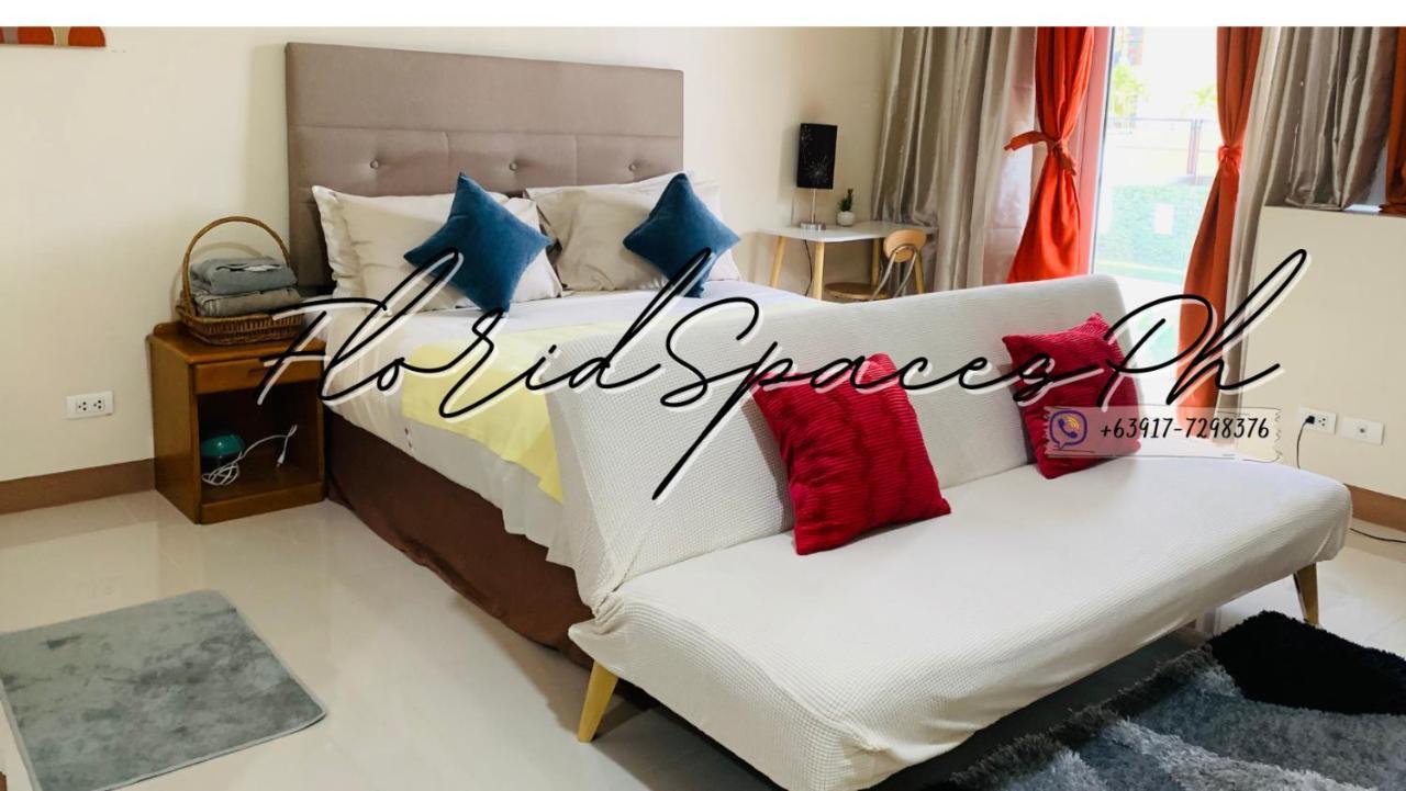 One Palm Tree Villas Condominium - Studio 2Nd Fl With Balcony - Across Terminal 3 Airport Pasay Esterno foto