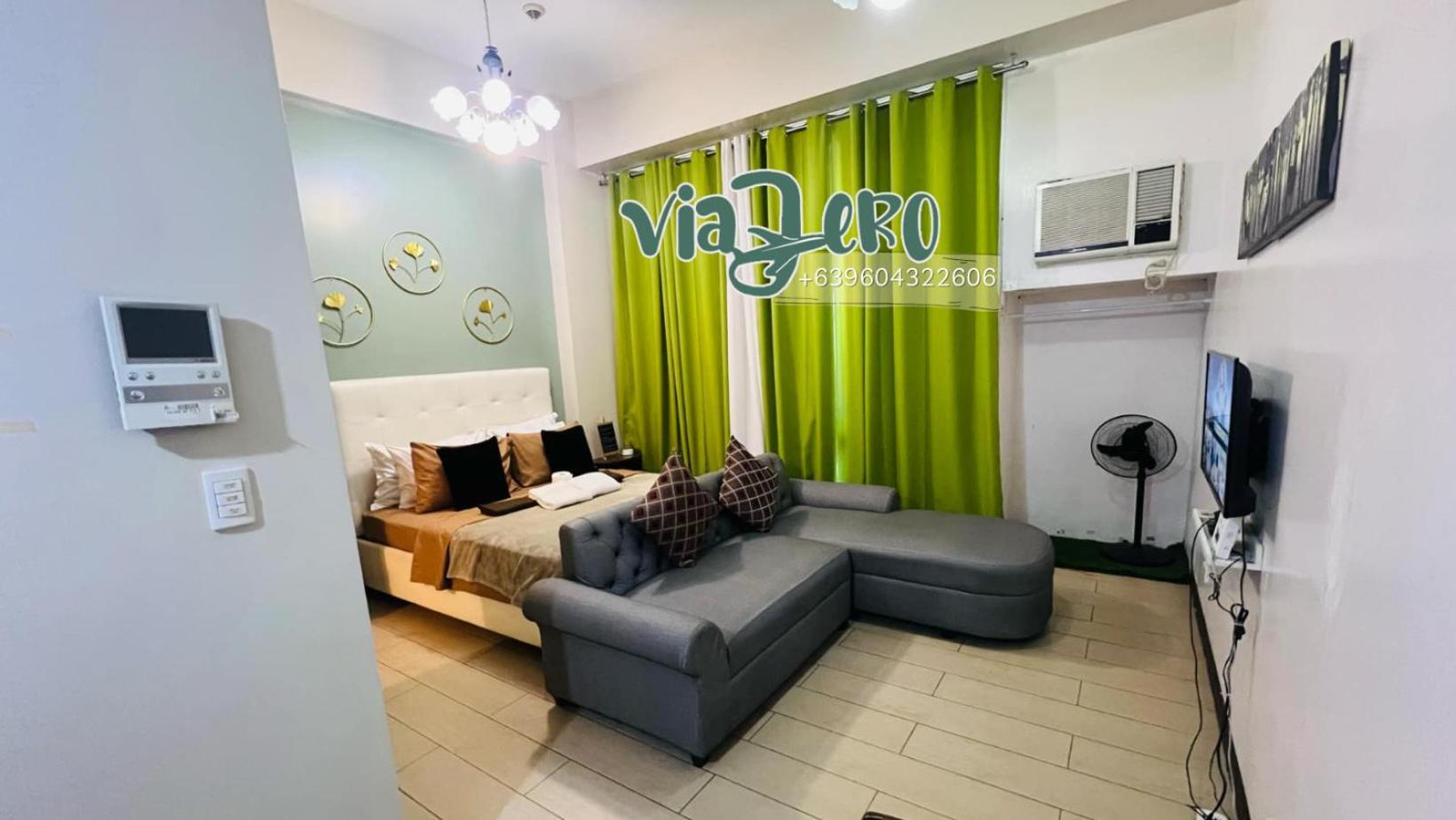 One Palm Tree Villas Condominium - Studio 2Nd Fl With Balcony - Across Terminal 3 Airport Pasay Esterno foto